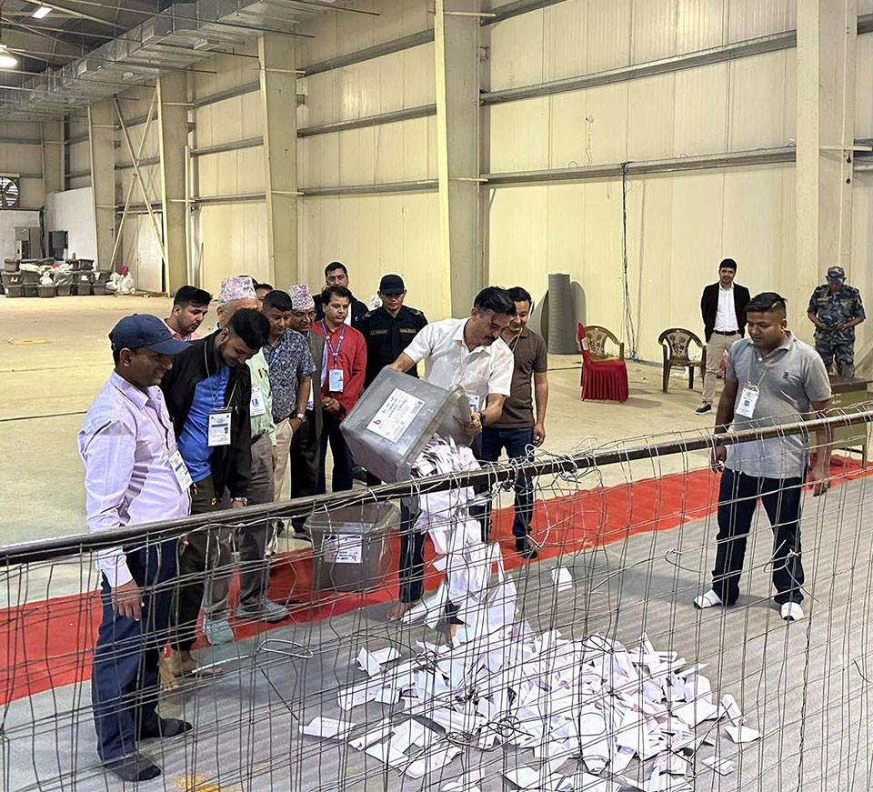 चितवन क्षेत्र नं २ मा मतगणना सुरु भयो  !!!!