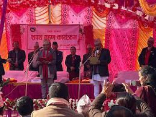 लुम्बिनी प्रदेश मुख्यमन्त्री तथा मन्त्रीहरुले पद तथा शपथ ग्रहण गरे !!!!