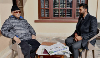 ओलीले रास्वपाका सभापतिलाई प्रधानमन्त्री बनाउने प्रस्ताव गरेपछि ६ दलको बैठक बोलाए : प्रधानमन्त्री  पुष्पकमल दाहाल प्रचण्डले !!!!