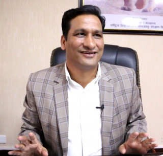 नेपालमा विद्युतीय सवारीमा थप सुविधा दिनेबारे सरकारसँग छलफल भएको : ऊर्जा मन्त्री शक्ति बस्नेत