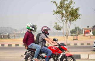 भाडामा यात्रु बोक्ने दुई पाङ्ग्रेको लागि कानुन बनाउने, सरकारले विजुली गाडी मात्रै किन्ने