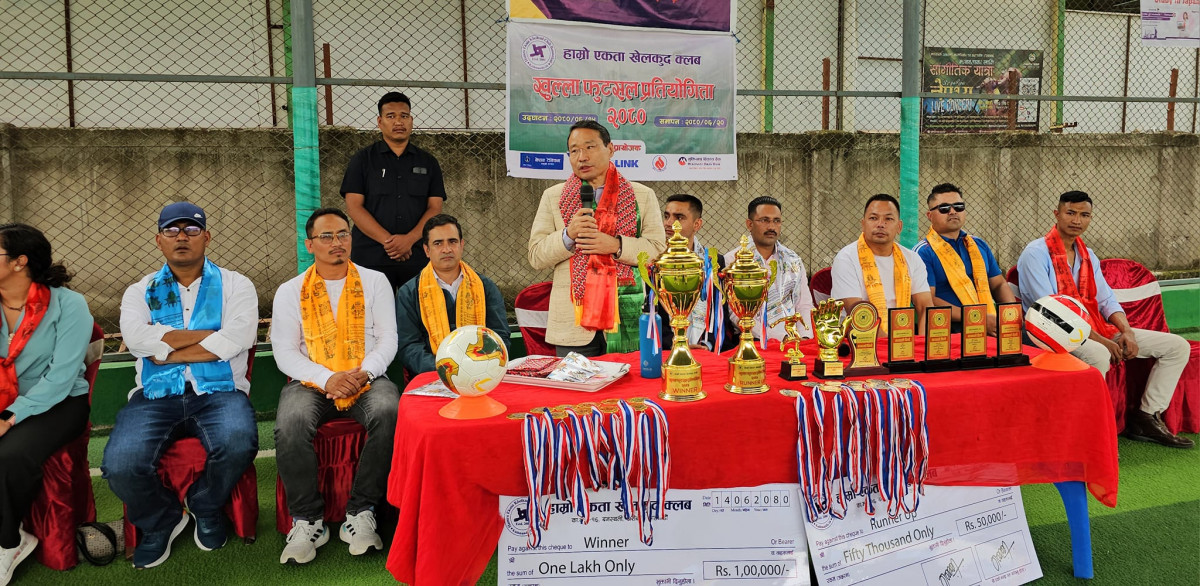 व्यक्तिव्यक्तिका हातमा स्मार्ट फोन र सामाजिक सञ्जालका प्लेटफर्महरू छन् : उपमहासचिव वर्षमान पुन अनन्त