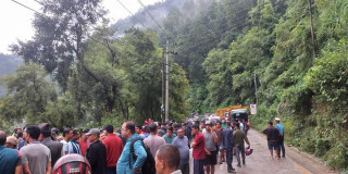 गजुरी गाउँपालिका मजुवामा ट्रकको ठक्करबाट दुई जना विद्यार्थीको मृत्यु