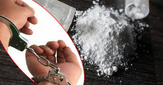 आँबुखैरेनी तनहूँमा ब्राउन सुगरसहित दुईजना पक्राउ