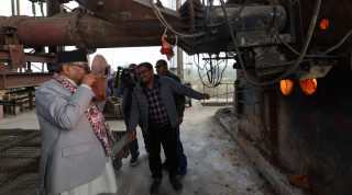 उदयपुर सिमेन्ट उद्योग अवलोकन गर्ने जलजले पुगेए  : प्रधामन्त्री प्रचण्ड