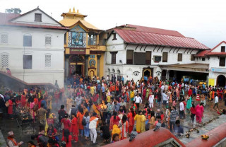 आज महाशिवरात्रि देशभरका शिवालय मन्दिरमा भगवान शिवको पूजा आराधना गरी मनाइँने : बिशेष पशुपतिनाथमा