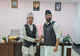 धरान मेयर हर्क साम्पाङ र गृहमन्त्री रवि लामिछानेबीच भेटर्वाता