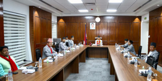 मन्त्रिपरिषद् बैठक सिंहदरवारमा  १ बजे  बस्दै