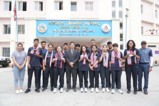 टेबलटेनिस पदक विजेतालाई सदस्य–सचिवको बधाई