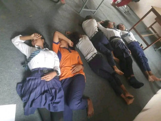 दाङको तुलसीपुर गर्मीका कारण दिनहुुँ विद्यार्थीहरु बेहोस  हुनेको संख्या बढदै