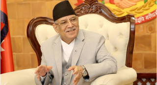 मलाई साथ दिनु प¥यो भनेपछि राजिनामा नबुझाइ  रास्वापाका मन्त्रीहरु   सिंहदरबार  तर्फ फर्किए