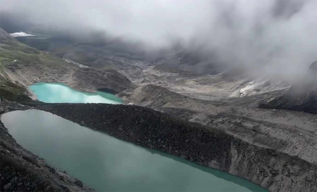 सोलुखुम्बुको थामेमा आएको बाढीमा परि बेपत्ता भएका पुरुष फेला परे