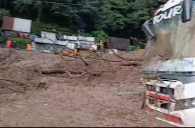 गोरखा लापुवेशीबाट आएको बस धादिङको झ्याप्ले खोलामा पुरिएको पुष्टि, ५ जनाको शव भेटियो