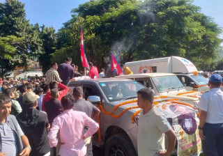  बाढीमा परि मृत्यु भएका एन्फा एकेडेमीका तीन जना विद्यार्थीको शव हेटौँडा पुराइयो