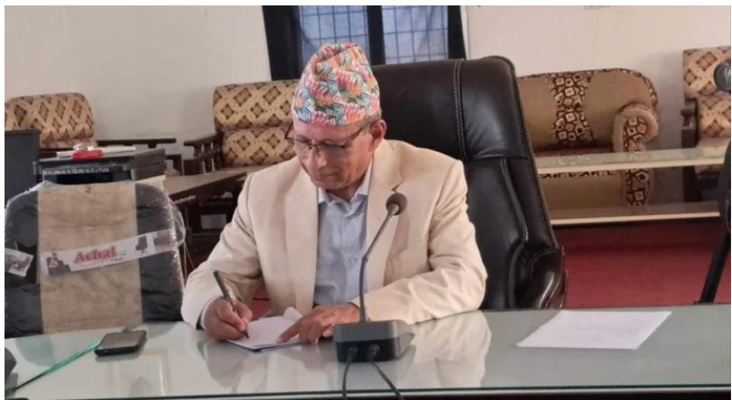 प्रदेशका आन्तरिक मामिला तथा कानुन मन्त्रीले राजीनामा दिए