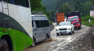 मुग्लिन–मलेखु सडक  स्तरोन्नतिको काम अब सवारी सञ्चालन गर्ने
