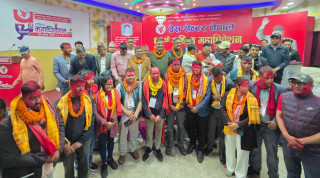 प्रेस सेन्टर नेपालको पाचौं अधिवेशन सम्पन्न ,अध्यक्षमा गिरी विजयी 