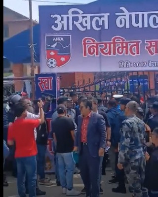  एन्फाको साधारण सभास्थलमा प्रवेश गर्न पूर्वअध्यक्ष थापालाई दिएनन्