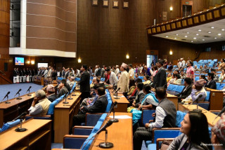 प्रतिनिधिसभा बैठकमा आज नाराबाजीका कारण स्थागित 