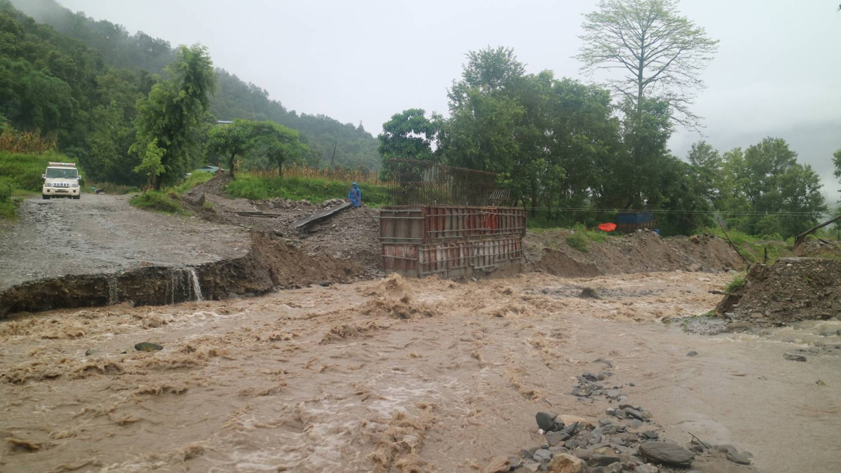  पूर्वानुमान महाशाखाले  बाढीबाट सतर्कता रहन  सूचना जारी  गर्दै