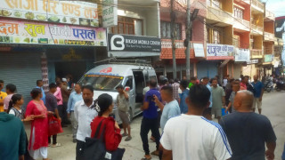  गोरखामा ईभी माईक्रो दुर्घटना हुदाँ एक जना घाईते 