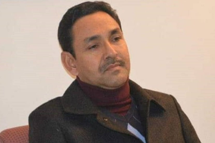 राप्रपा अध्यक्ष  लिङदेनले उपाध्यक्ष  गिरीलाई उपाध्यक्ष र केन्द्रीय सदस्यको जिम्मेवारीबाट पदमुक्त गरे