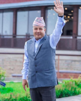 एमालेका नेता बस्नेतलाई साइबर ब्युरोले बयान लिदै