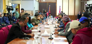 कुर्सी खाली राखेर महानगर कार्यपालिकाले बालेनलाई दियो धन्यवाद