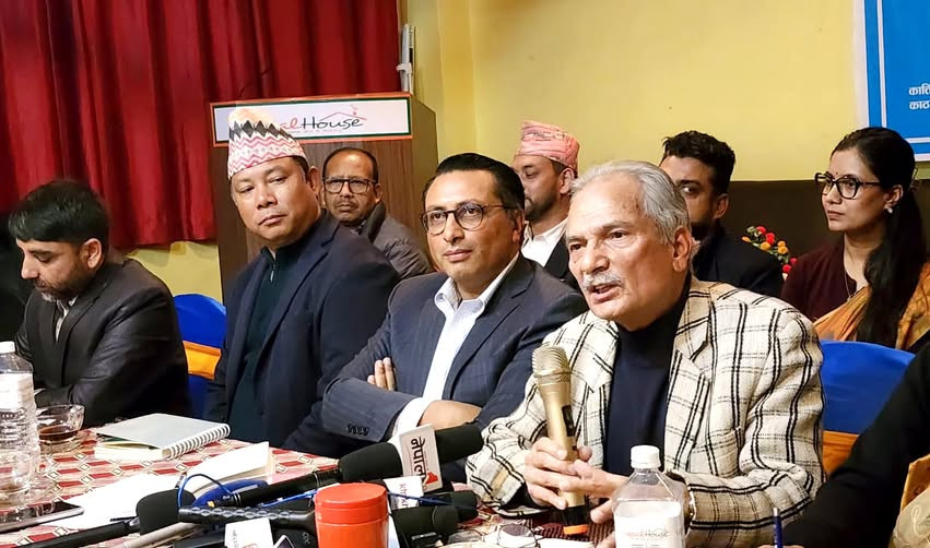 रास्वपामा प्रवेश गर्ने डा. बाबुराम भट्टराईको संकेत