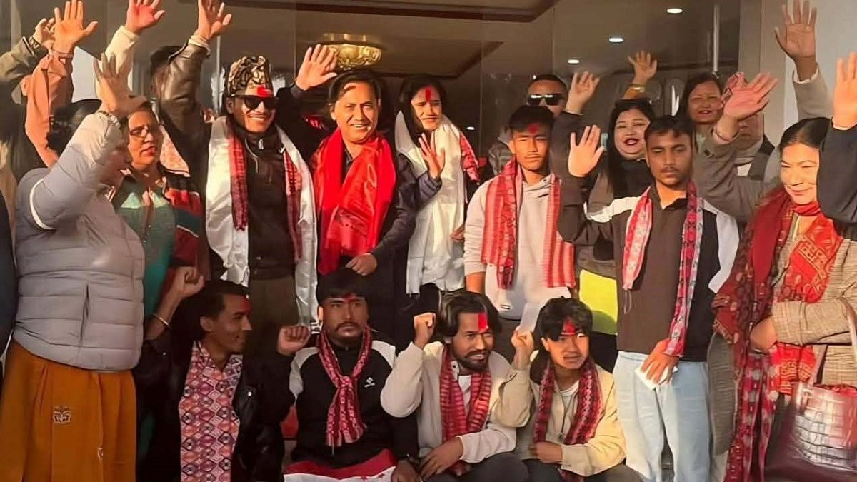 रास्वपा सुर्खेतका कार्यवाहक जिल्ला सभापति बस्नेतले पार्टी परित्याग गरे