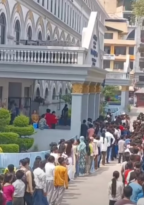 दरबार हाई स्कुलमा भर्ना खुल्नेबित्तिकै भीड, गुणस्तरीय शिक्षाले फेरियो सरकारी विद्यालयप्रतिको धारणा