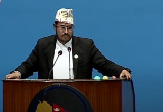 प्रधानमन्त्री  संसद्मामा गीत गाउन होइन, जवाफ दिन आउनुपर्छ :  सांसद   शाही